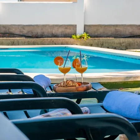 Los Algarrobos - Mountain And Relax Near The Beach Malaga Exterior photo